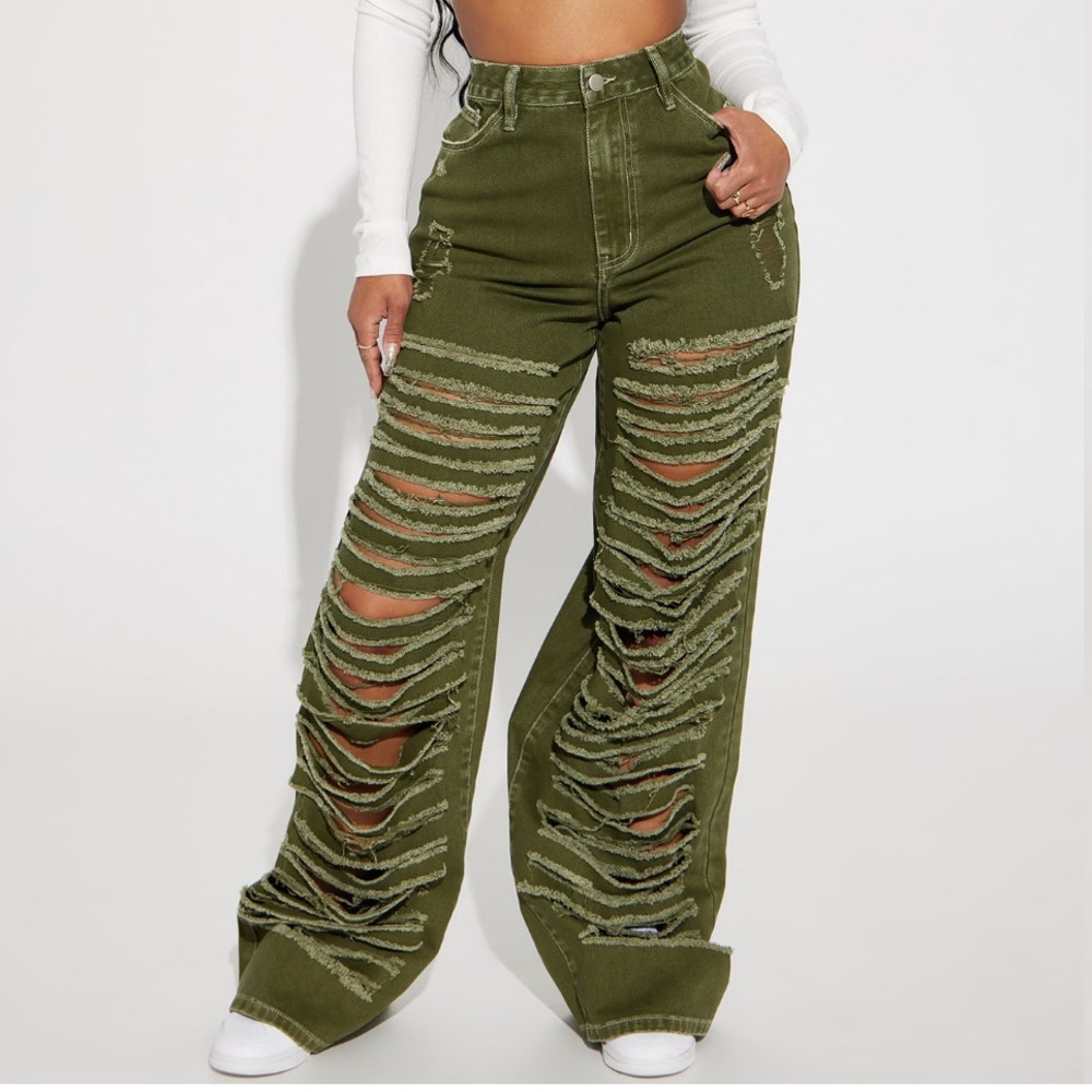 NTW Fashion Nova Olive & Taupe
Wide Leg Jean size 14
